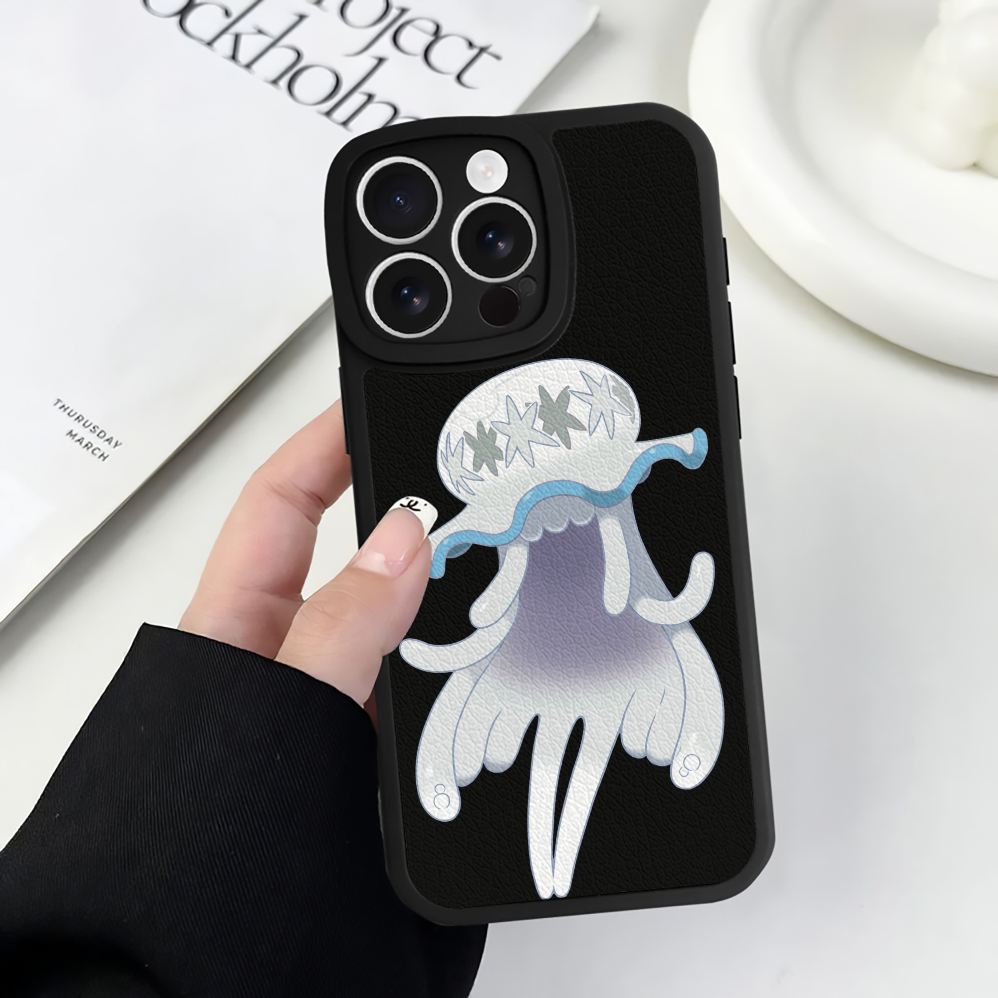 （画像用） ポケットモンスター Pokémon 【iPhone 16シリーズ対応】シリコンスマホケース（レザー調） 材質：シリコン